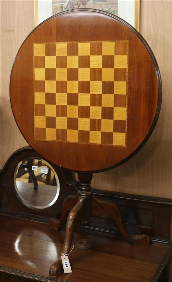 A Victorian mahogany chequer topped games table W.68cm
